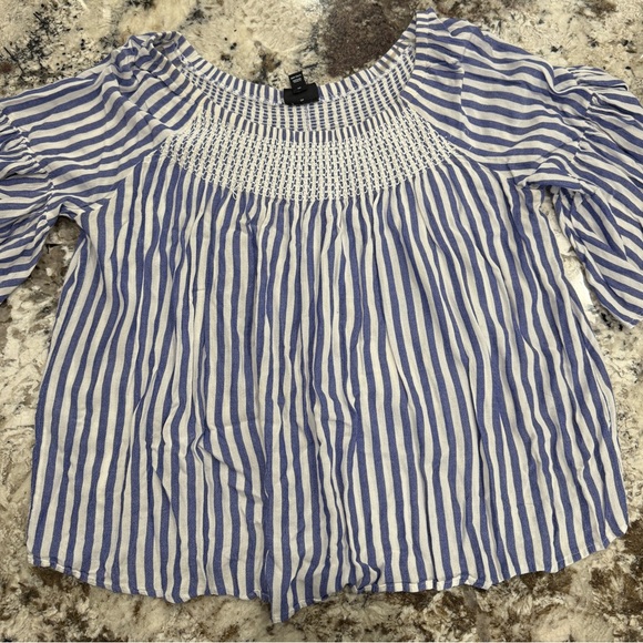 a.n.a Relaxed Blue and White Smocked Blouse - Picture 1 of 3